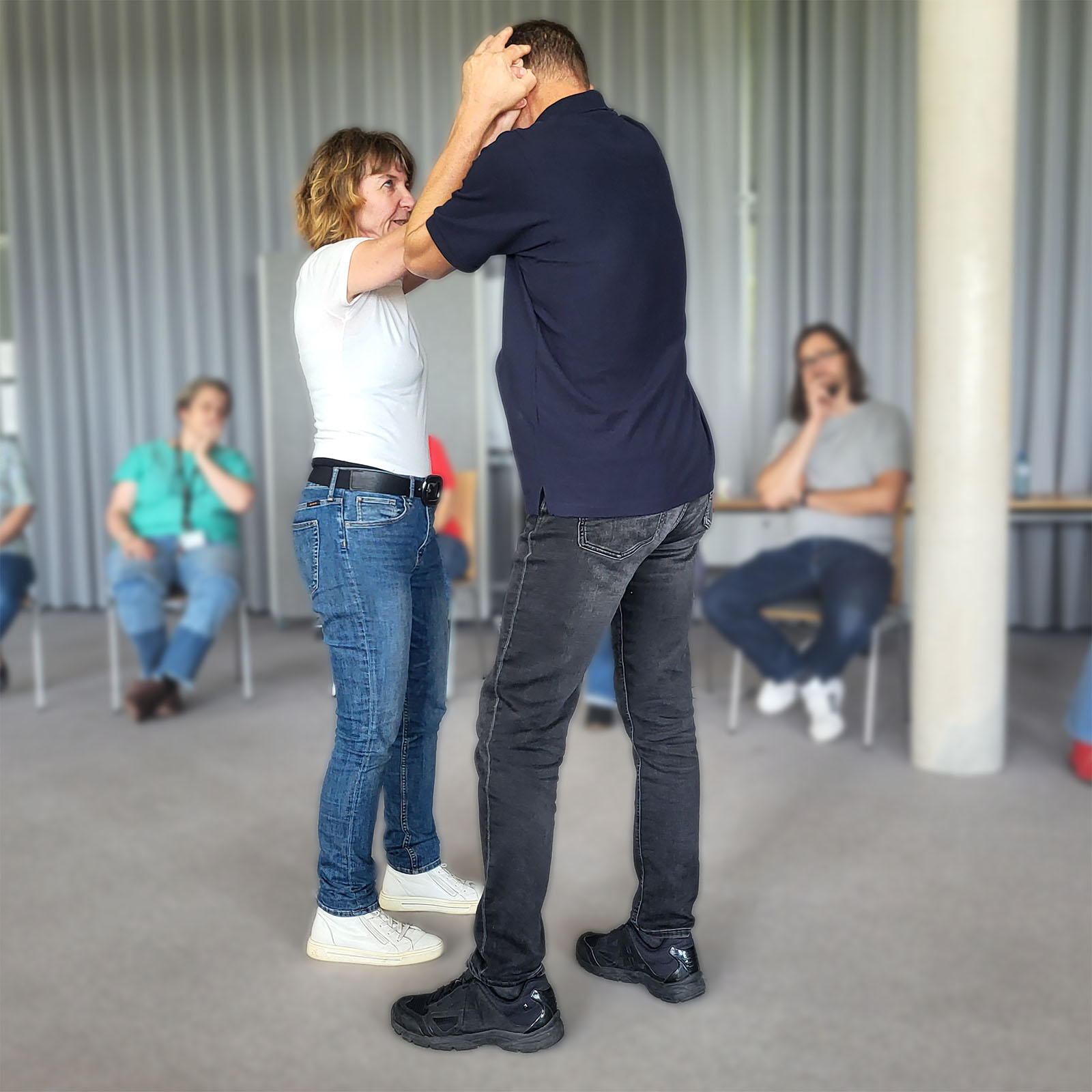  Selbstbehauptungskurs „Wehr Dich, aber richtig!“